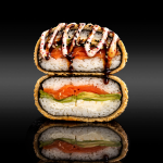 Sushi burger s lososem